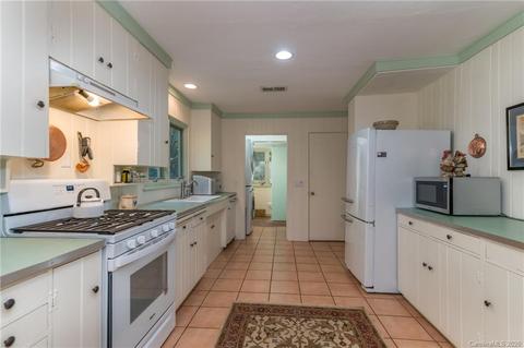 525 Wilderness Rd, Tryon, NC 28782 photo 15