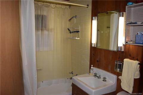 198 Spring Rd, Spruce Pine, NC 28777 photo 16