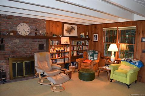 198 Spring Rd, Spruce Pine, NC 28777 photo 4
