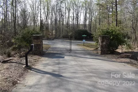 119 Lago Vista 2 Dr #2, Badin Lake, NC 28127