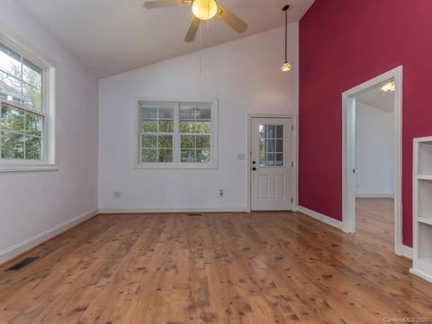 60 Avonlea Ln, Flat Rock, NC 28731 photo 18