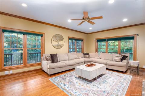 71 Cane Brook Dr, Leicester, NC 28748 photo 10