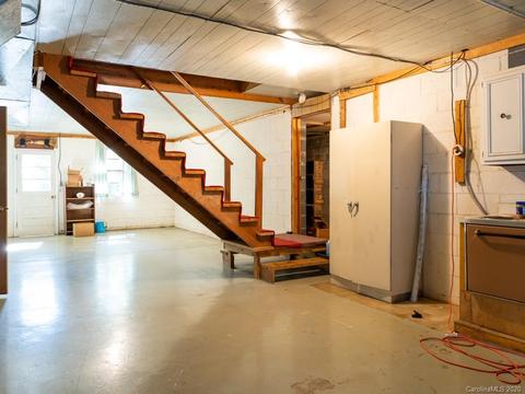 83 Harris Rd, Fairview, NC 28730 photo 14