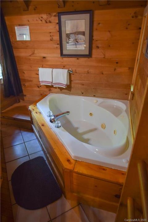 81 Creekside Loop, Spruce Pine, NC 28777 photo 18