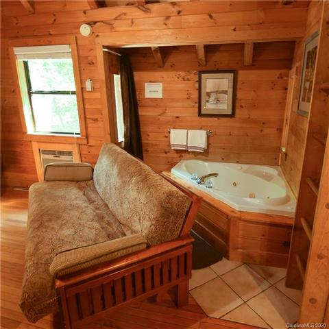 81 Creekside Loop, Spruce Pine, NC 28777 photo 16