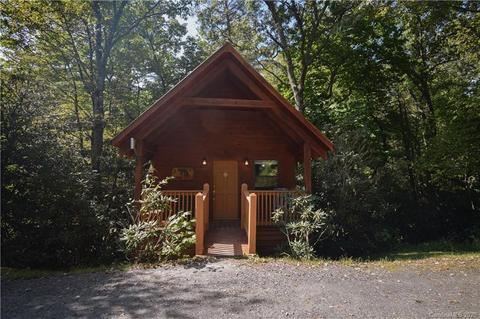 81 Creekside Loop, Spruce Pine, NC 28777 photo 2