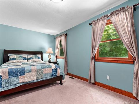 700 Iris Crest Rd, Marshall, NC 28753 photo 15