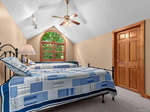700 Iris Crest Rd, Marshall, NC 28753 photo 22