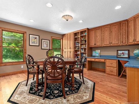 700 Iris Crest Rd, Marshall, NC 28753 photo 12