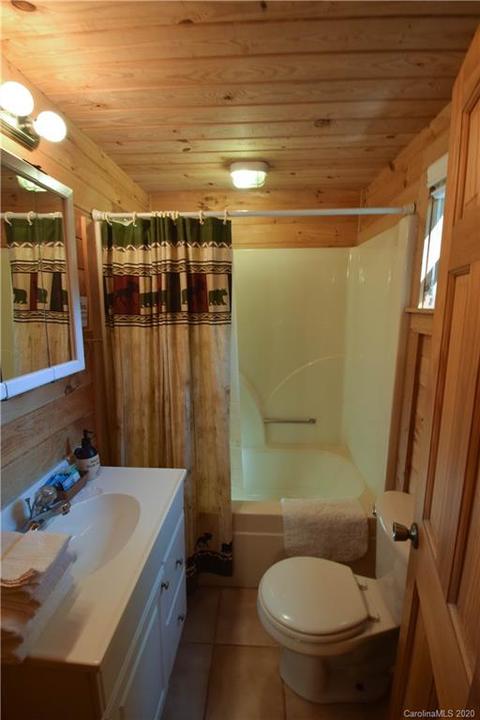 61 Creekside Loop, Spruce Pine, NC 28777 photo 14