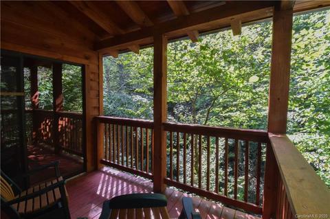 61 Creekside Loop, Spruce Pine, NC 28777 photo 2