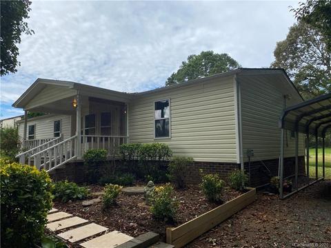 4869 Panama Dr, Conover, NC 28613 photo 7