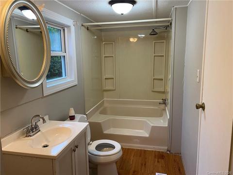 4869 Panama Dr, Conover, NC 28613 photo 18