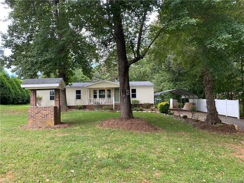 4869 Panama Dr, Conover, NC 28613 photo 2