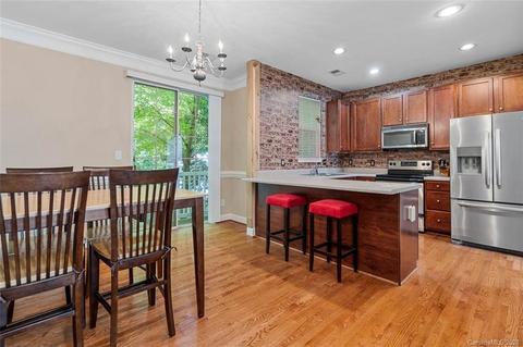21331 Pine St, Cornelius, NC 28031 photo 5