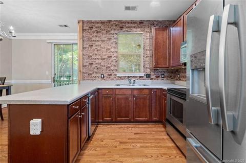 21331 Pine St, Cornelius, NC 28031 photo 8