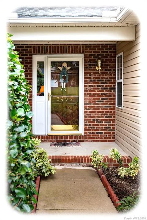 3493 Overbrook Dr, Conover, NC 28613 photo 4