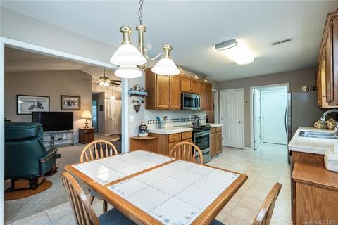 3493 Overbrook Dr, Conover, NC 28613 photo 45