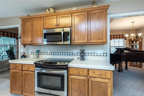 3493 Overbrook Dr, Conover, NC 28613 photo 39