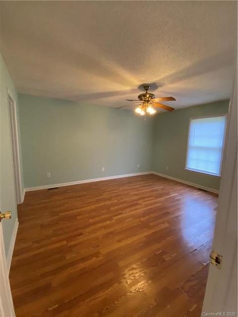 310 Westview St, Kannapolis, NC 28081 photo 8