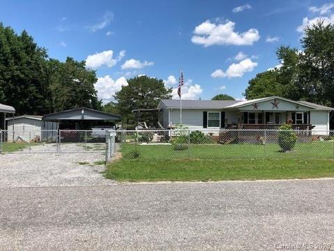 8817 Spring Meadow Dr, Hickory, NC 28601 photo 17