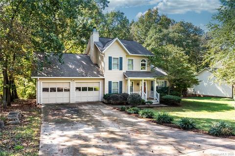 4051 Mattingly Dr, Hickory, NC 28602 photo 1