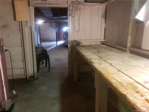 39 Dewey Ave, Canton, NC 28716 photo 20