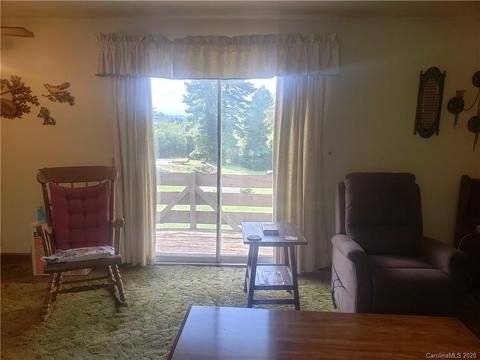 39 Dewey Ave, Canton, NC 28716 photo 13