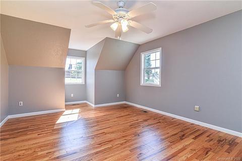 139 High St, Canton, NC 28716 photo 23