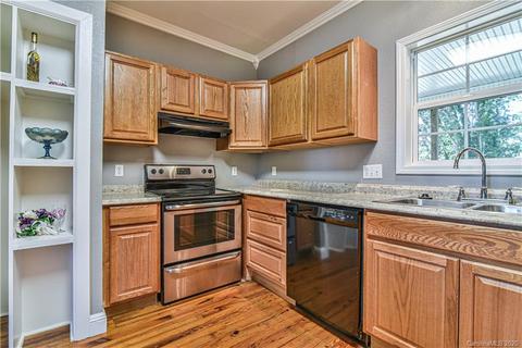 139 High St, Canton, NC 28716 photo 14
