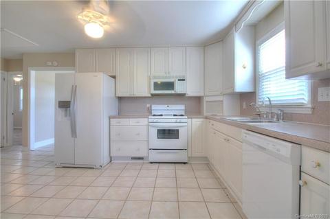 7116 Wolf Pond Rd, Monroe, NC 28112 photo 5