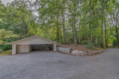222 E Constance St, Columbus, NC 28722 photo 5