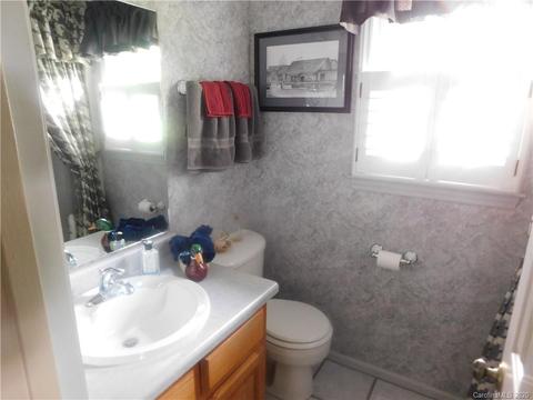123 Crestview Ln, Morganton, NC 28655 photo 9