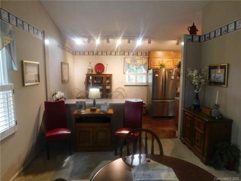 123 Crestview Ln, Morganton, NC 28655 photo 2