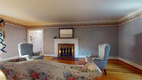 55 Cresent Dr, Marion, NC 28752 photo 6