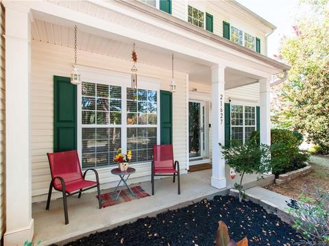 21627 Torrence Chapel Rd, Cornelius, NC 28031 photo 2