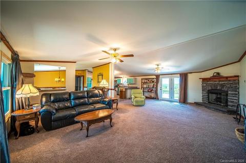 955 Pine Rd, Jefferson, SC 29718 photo 4