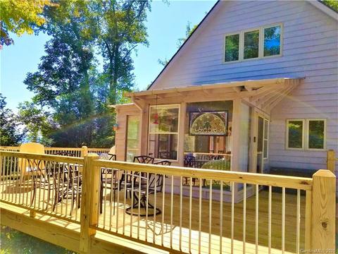 20 Maple Forest Rd, Fairview, NC 28730 photo 2