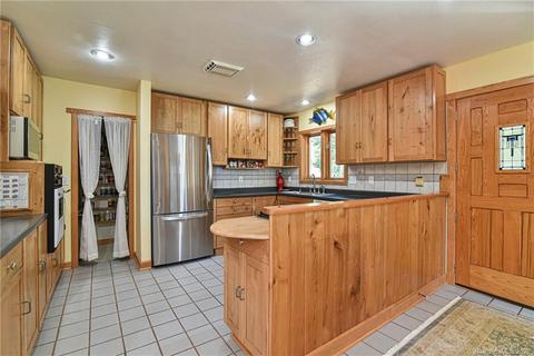 20 Maple Forest Rd, Fairview, NC 28730 photo 15