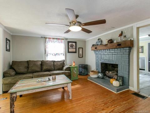 2285 Beaverdam Rd, Canton, NC 28716 photo 3