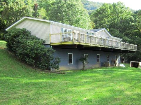 539 Hill View Dr, Canton, NC 28716 photo 1