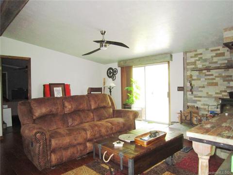 539 Hill View Dr, Canton, NC 28716 photo 5