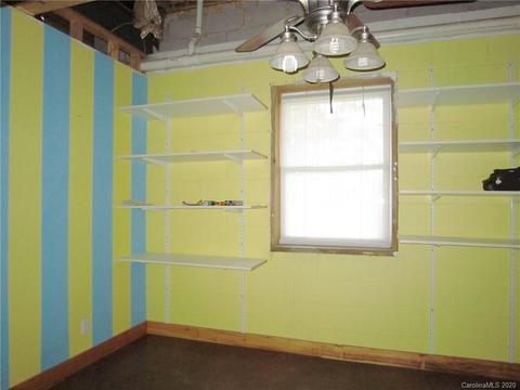539 Hill View Dr, Canton, NC 28716 photo 22