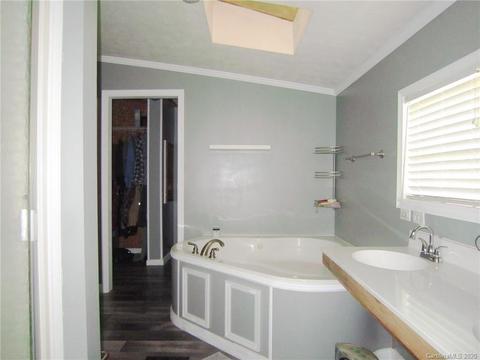 539 Hill View Dr, Canton, NC 28716 photo 13