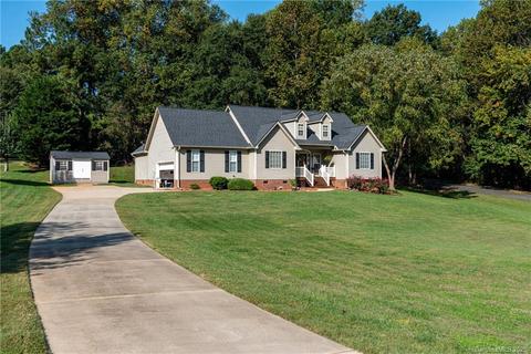 2153 Cardinal Loop, Stanley, NC 28164 photo 5