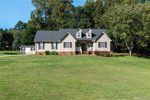 2153 Cardinal Loop, Stanley, NC 28164 photo 2