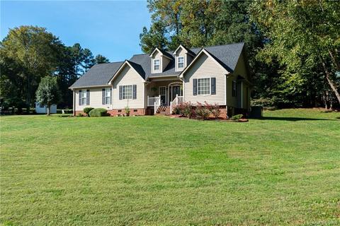 2153 Cardinal Loop, Stanley, NC 28164 photo 4