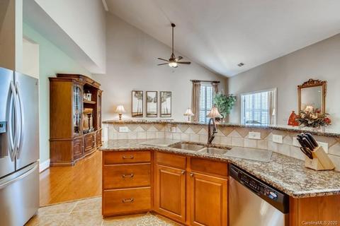 1025 Peridot Dr, Fort Mill, SC 29708 photo 13