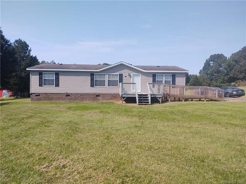 136 Arrowbrook Rd, Harmony, NC 28634 photo 1