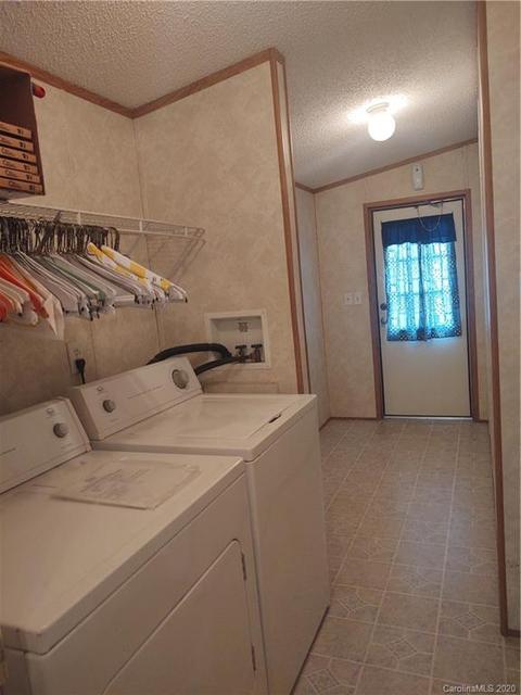 136 Arrowbrook Rd, Harmony, NC 28634 photo 6